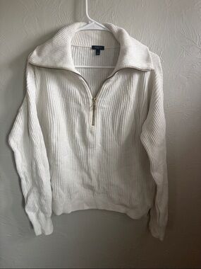 Talbots Women’s Cream Zip-Neck Ribbed Sweater with Gold Zipper